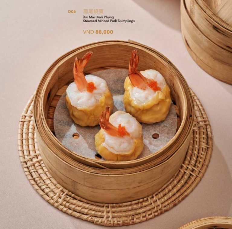 Há cảo mỏng tang, trong ánh lên sắc tôm tươi – tất cả tạo nên sức hút khó cưỡng của một quán dimsum Quận 1 đúng điệu.