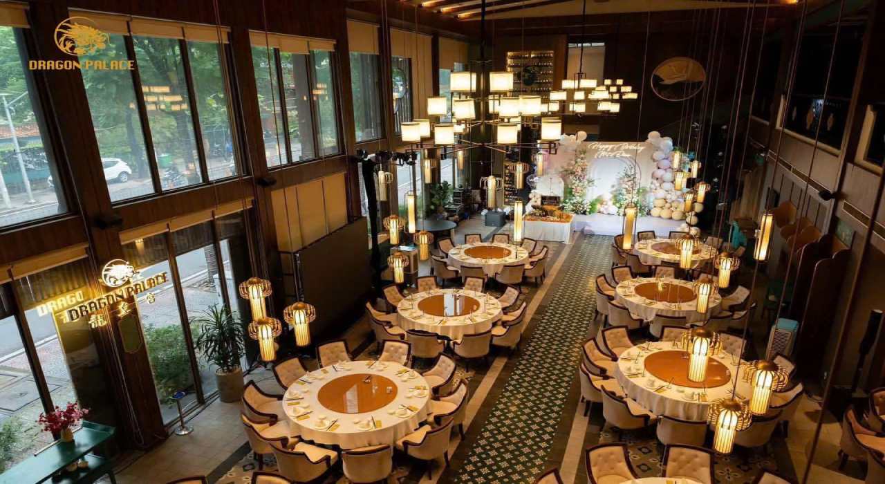 nhà hàng quảng đông Dragon Palace tạo nên sự khác biệt đẳng cấp so với các nhà hàng Trung Hoa khác.